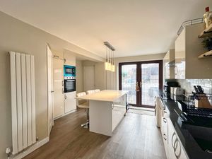 Photo 18- click for photo gallery